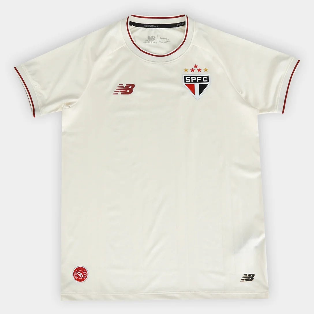 EspacoTricolor_'s tweet photo. ⚠️🇾🇪VAZOU!

Após um erro no site da SAO STORE a nova Camisa 3 do tricolor paulista foi acidentalmente divulgada.

Lançamento será na quinta-feira (30).

🤔 Curtiram? https://t.co/LfOrWceLq2