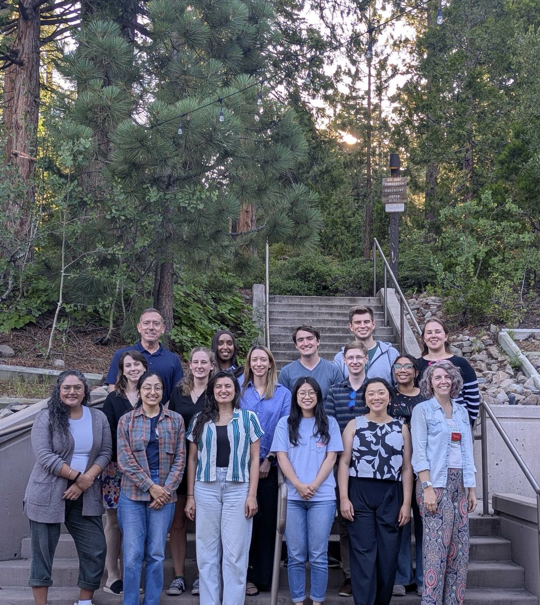 CCSTFellows's tweet photo. CCST's S&amp;T Policy Fellows just wrapped the annual Career and Professional Development retreat where they practiced interviewing skills, negotiation, zine-making, and outdoor adventures. You can get a lot done in just a few days! #SciencePolicy #ScienceFellows https://t.co/Qv8X9RhWHc