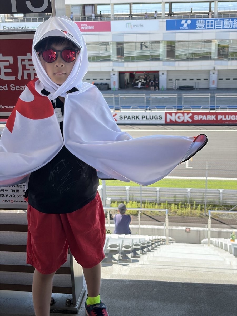 gr86suke's tweet photo. F1🏁見に来ました https://t.co/WRVju8S6CY
