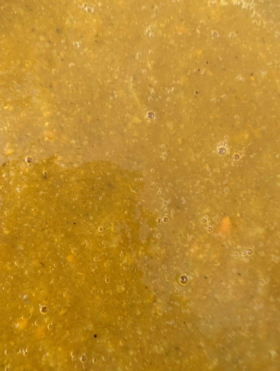 universdingue's tweet photo. La soupe était bonne https://t.co/7tJvCMGhjR