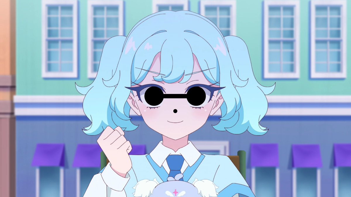 TheUzhca's tweet photo. Glasses v on yards 2 https://t.co/yREz8dWK0F