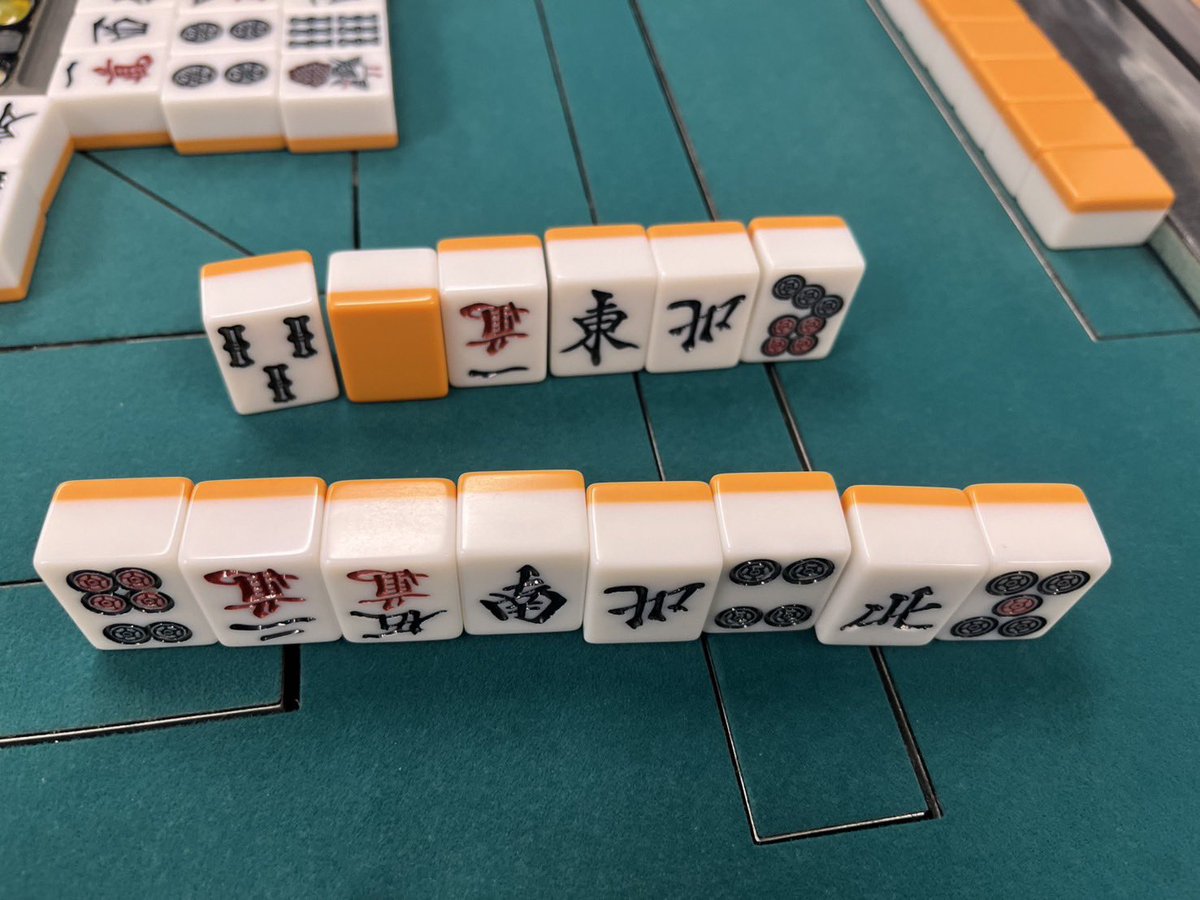 kanda_aymn's tweet photo. おはようございます☀️
ありがたいことにお誘いを受けて昨日は夜から弾丸名古屋行って、久しぶりの日本プロ麻雀協会25期後期のメンツでセット打ってきました〜☺️

わたしの親番国士ダマテンは流局しました。
なぜなら3王牌でした:( ;´꒳`;):
山3はやってません🙅‍♀️🙅‍♀️笑笑 https://t.co/jwNx2aDd10