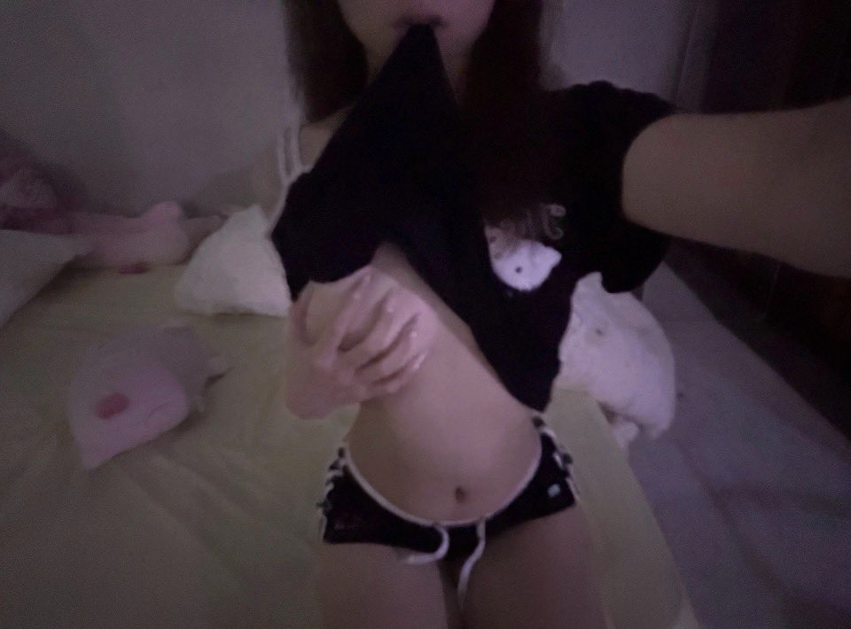 Jesioular's tweet photo. When you see it send a dm, my dm is open for tonight 🥰 https://t.co/GZb8nK9ILe