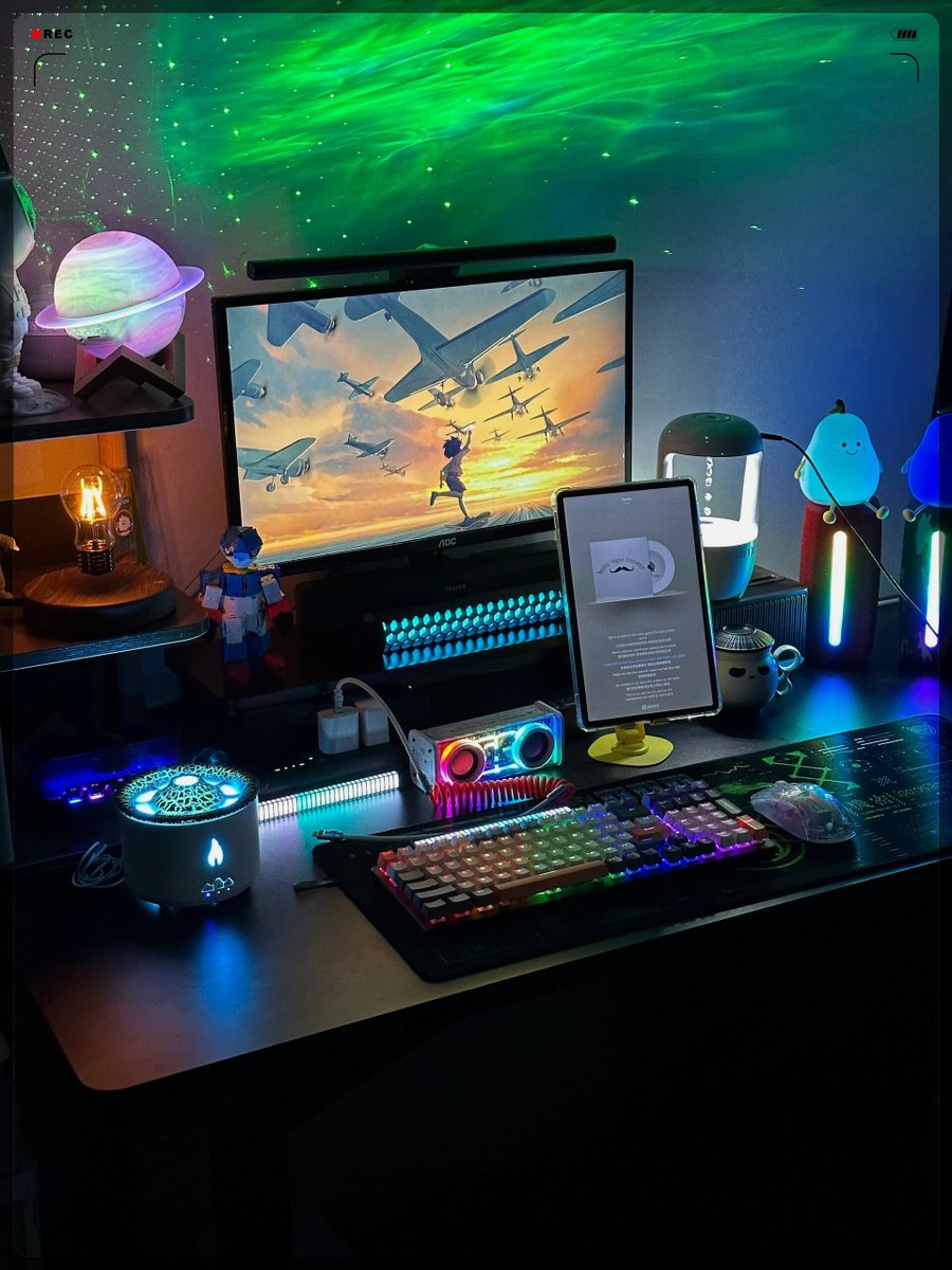 BirdJoseph14201's tweet photo. Just lost track of time while diving into this lo-fi playlist—soft beats and warm vibes hit different every time. https://t.co/iEqykrZyLb