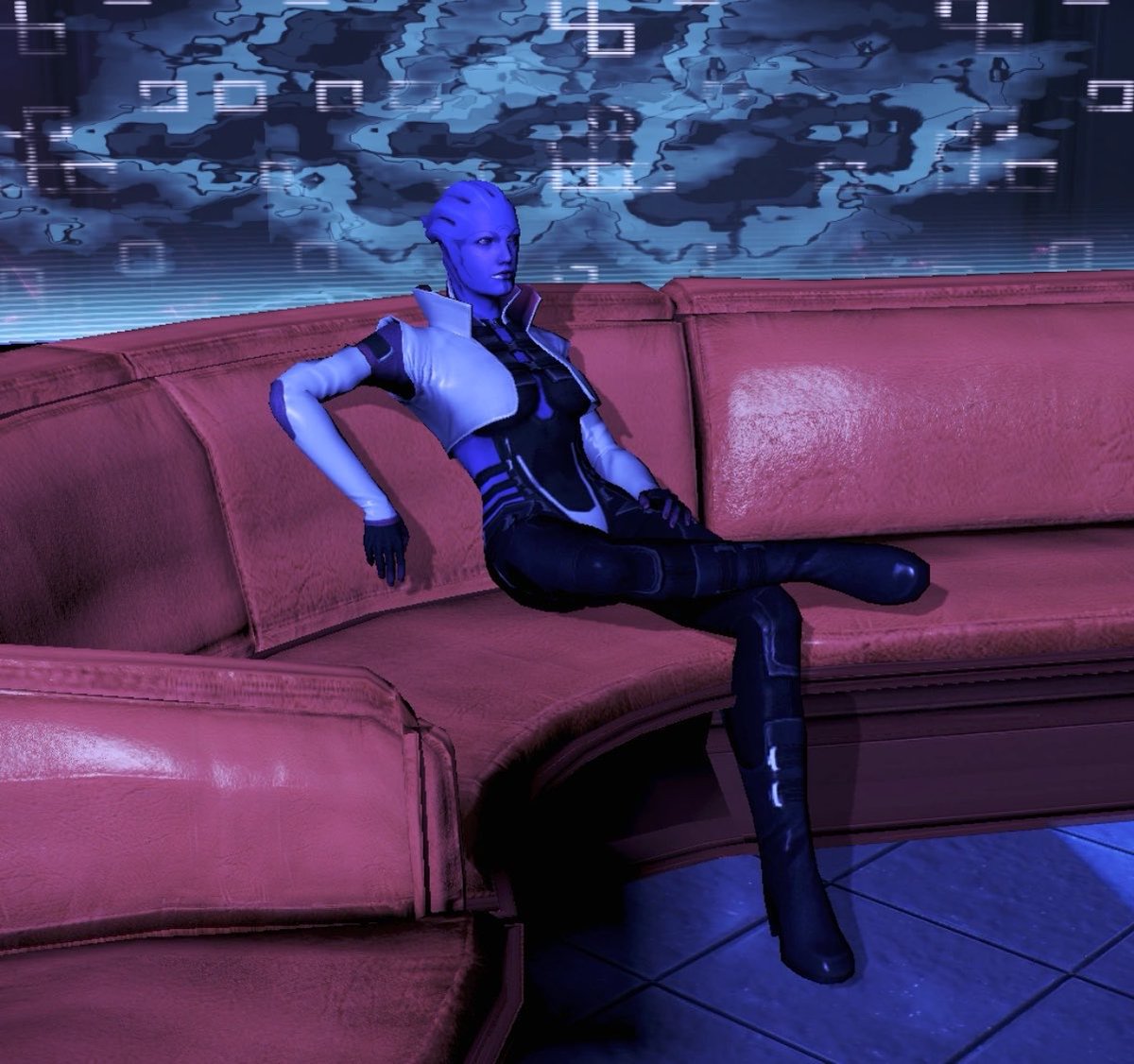nightcaIIs's tweet photo. cross your legs and drape your right arm over the couch if you’re beautiful and in charge of a club called afterlife https://t.co/CWznEnJGJd