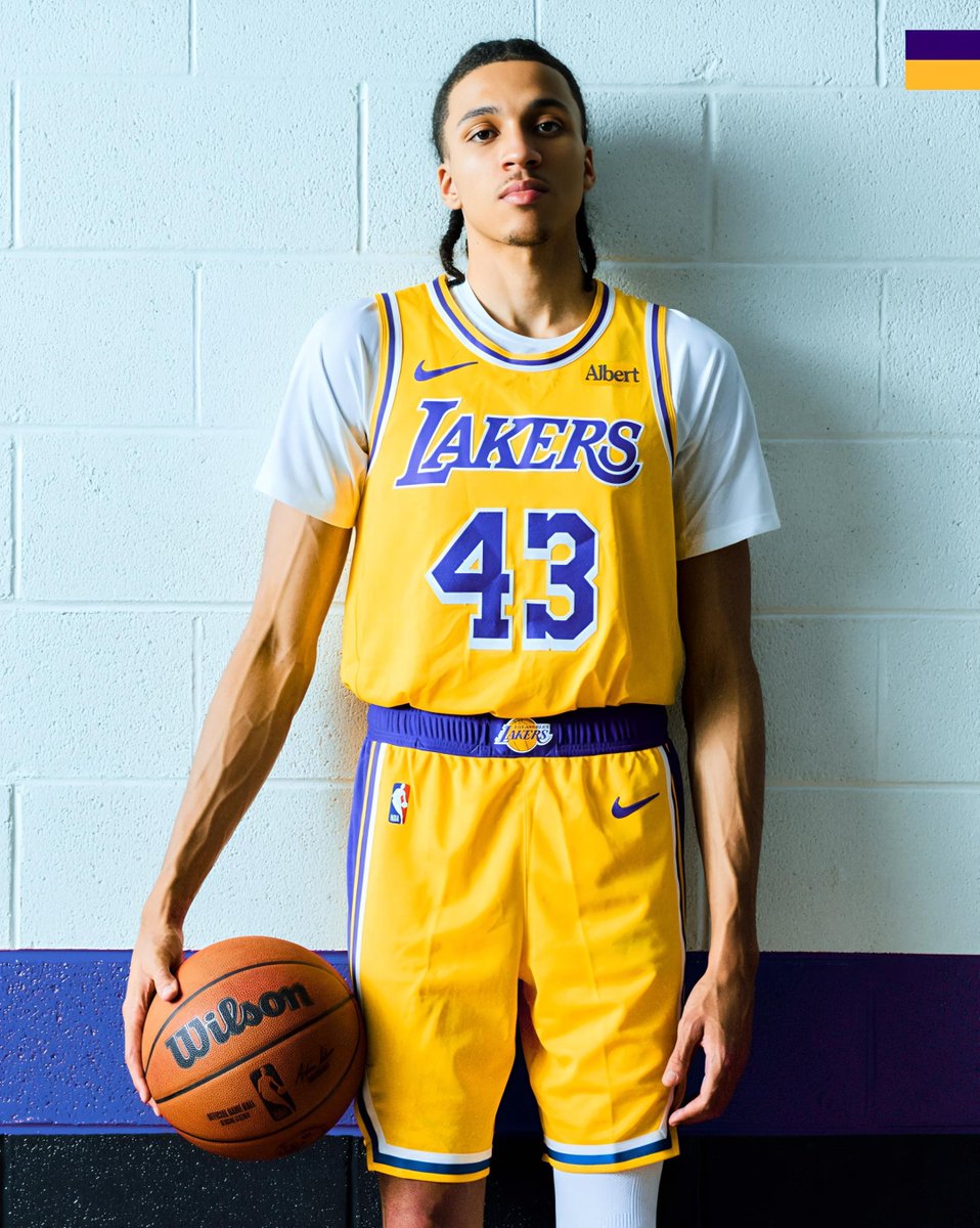 Lakeshow Que tweet media