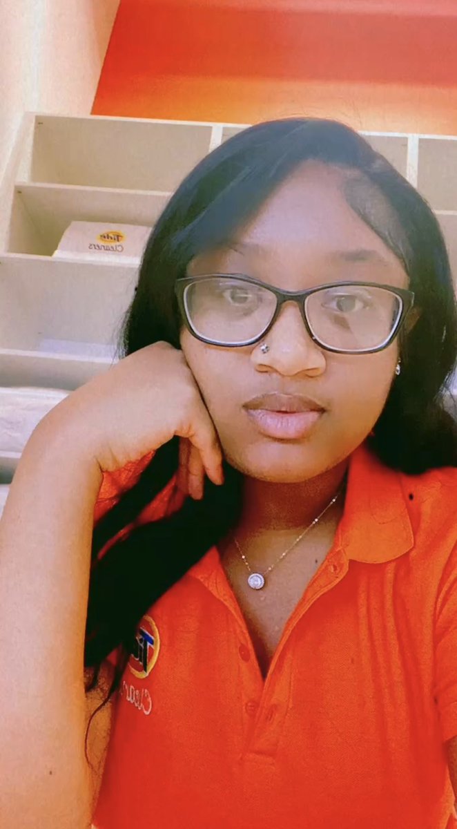 redsoboujee's tweet photo. @KittyyCap But bitch you have absolutely no photos on your account . You’re obviously a big ass whale https://t.co/oNwKQySAaw