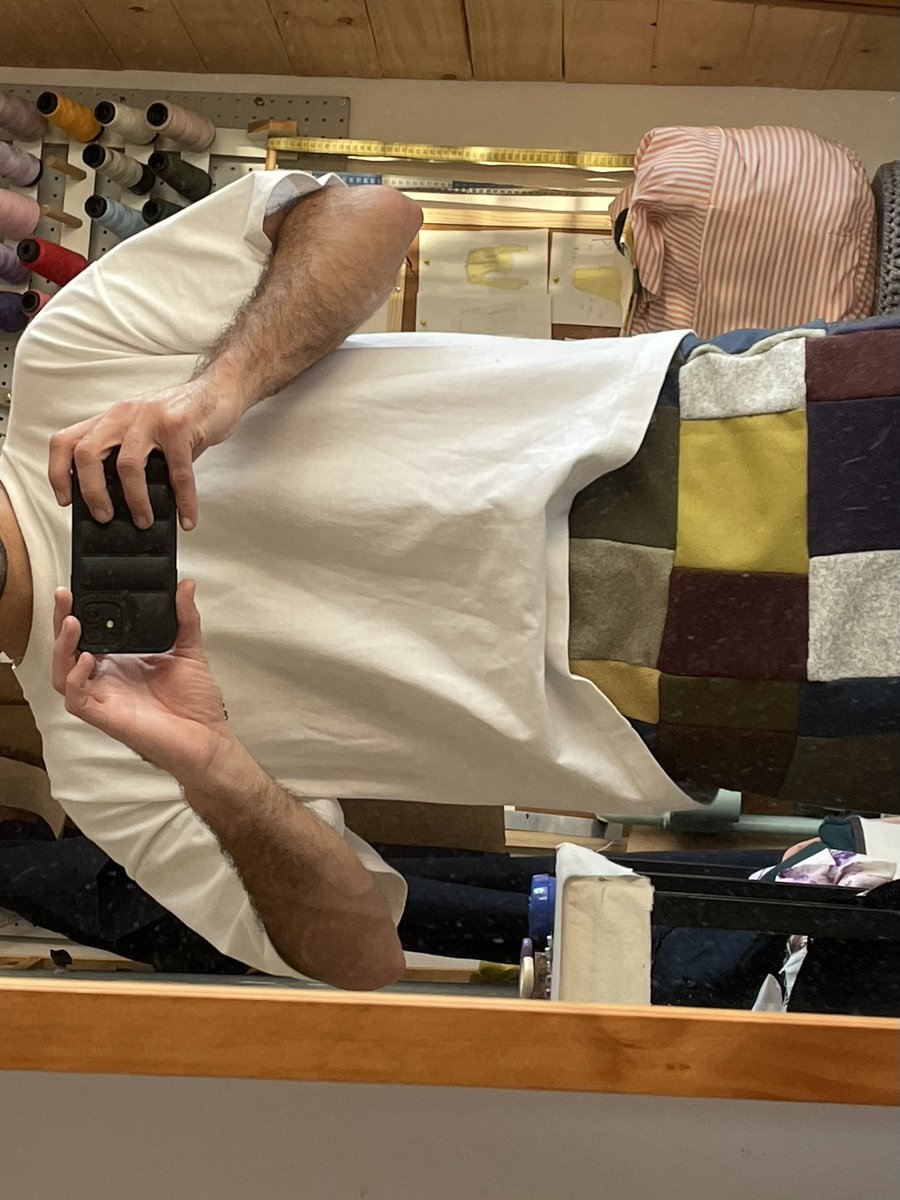 thiaogtomaz's tweet photo. finalizei essa mini saia de patchwork hojy https://t.co/mm2SHBxmcw