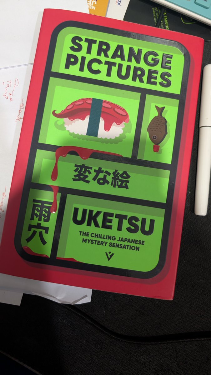 hizwani's tweet photo. Saya biasa baca 3-4 buku serentak

Mungkin ada 8-10 buku yg dlm proses dibaca

Saya tak rush 

Minggu lalu saya habis Strange Pictures karya Uketsu dlm masa 6 jam

Buku hadiah from @acapbad

Plot yg macam biasa jer, tapi sebenarnya sangat licik dan mengejutkan

Clever
Kena fikir https://t.co/ScZrDJ7dAa