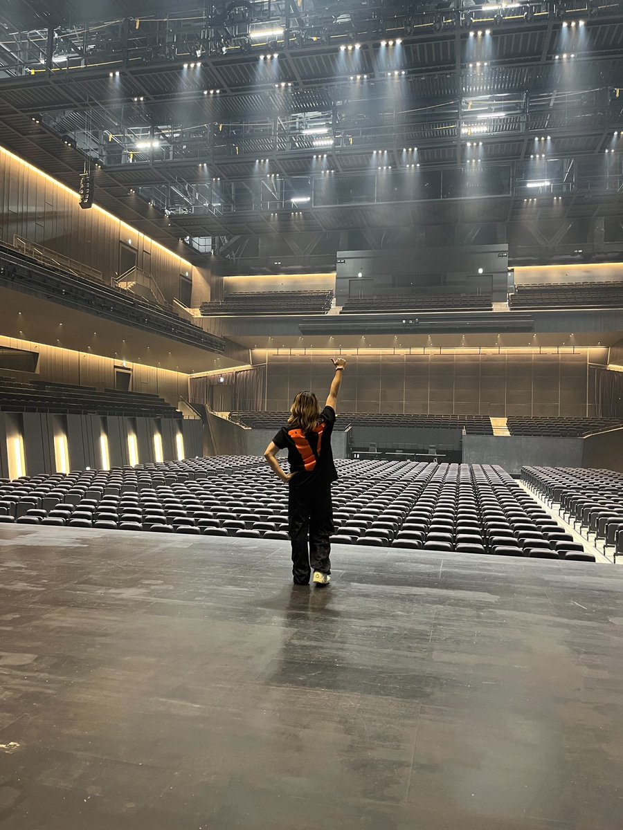 AGE_MASAYA_'s tweet photo. おはようございます☀

余韻がすごいね！
立川ステージガーデン素敵な空間でした。
また歌いたい😌✨
ファンミーティングも待ってる！

今から大阪に帰って撮影や！
今日も１日頑張りましょ😙 https://t.co/my1sxESd1R