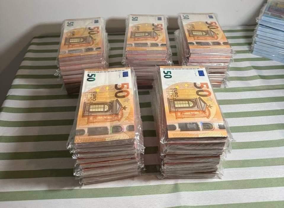fauxbilletplug's tweet photo. 🇮🇹 De la vraie qualité italienne, pas des impressions faites à la maison. Du full industriel, propre, net et premium. Tape maintenant et passe ta commande !
#Paris #Marseille #Lyon #Toulouse #Nice #Nantes #Strasbourg #Bordeaux #Lille #Montpellier https://t.co/6De3cpYV1n