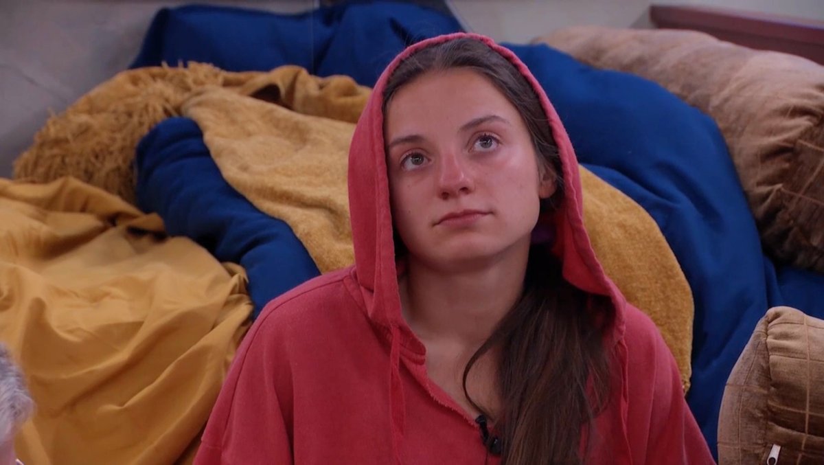 89razorskate20's tweet photo. ⏳WEEK 3, REPOST &amp; LIKE If You’re Team MALLORY! #BB28 https://t.co/UkVtYNXQ1P