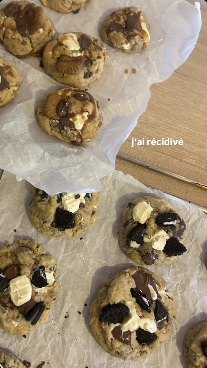 sisiamrr's tweet photo. les cookies à mille calories https://t.co/3OkosXUKrR