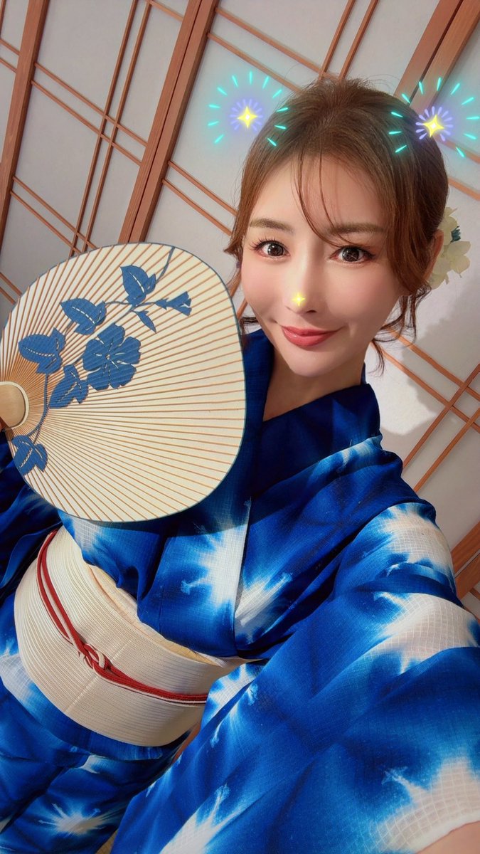 seri_dandy's tweet photo. 昨日は久しぶりに撮影で浴衣を着ました🌻
京都の呉服屋さんで仕立ててもらった浴衣🪡帯も可愛いく結んでもらったんです✨✨ https://t.co/UO0VpwYb1C