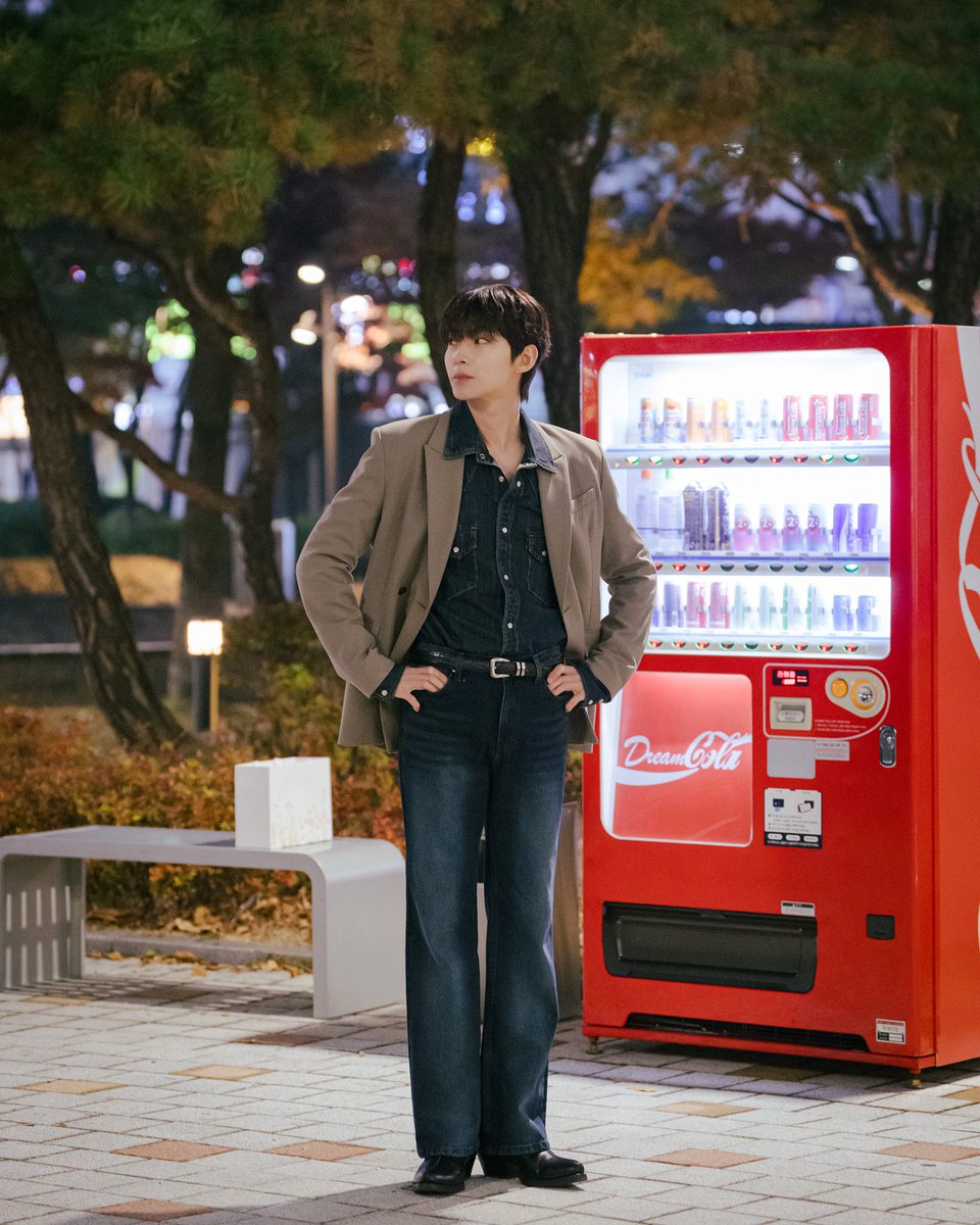 teamhwanginyoup's tweet photo. #UmSonhoAteVoce #DreamToYou #그대에게드림 #HwangInYoup #황인업 https://t.co/MLyFHd76qQ