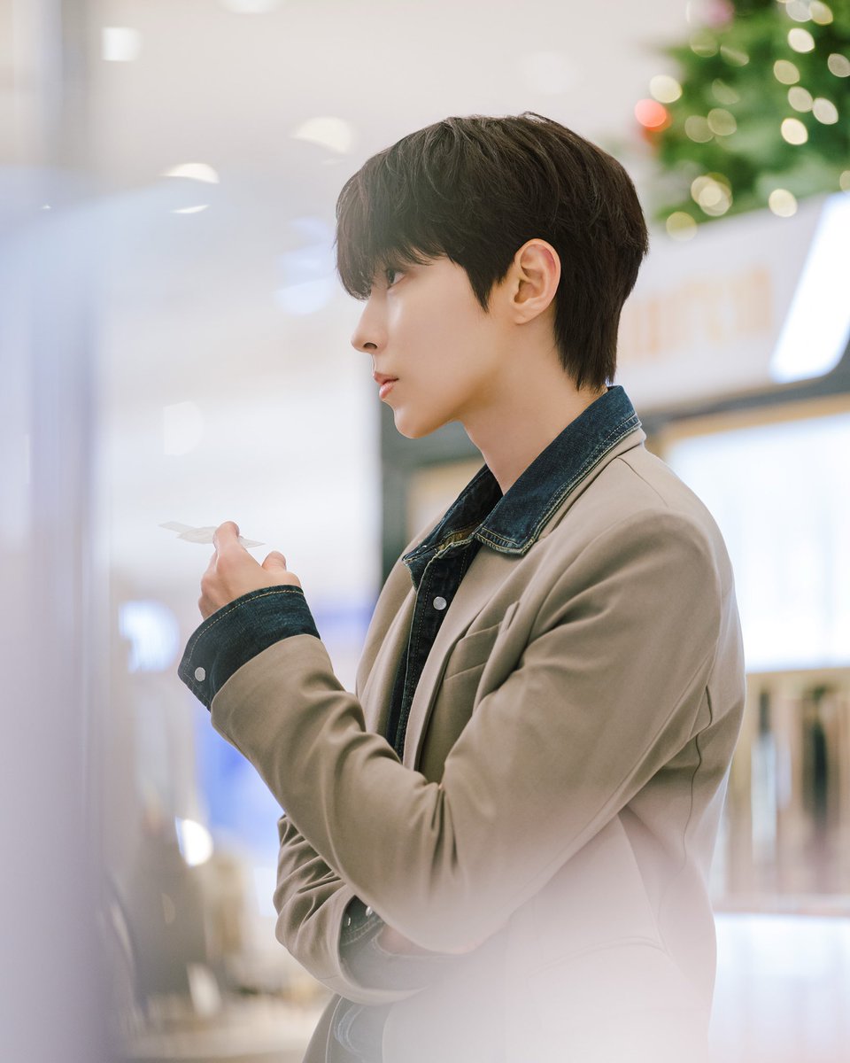 teamhwanginyoup's tweet photo. #UmSonhoAteVoce #DreamToYou #그대에게드림 #HwangInYoup #황인업 https://t.co/XxYpCZPdIs
