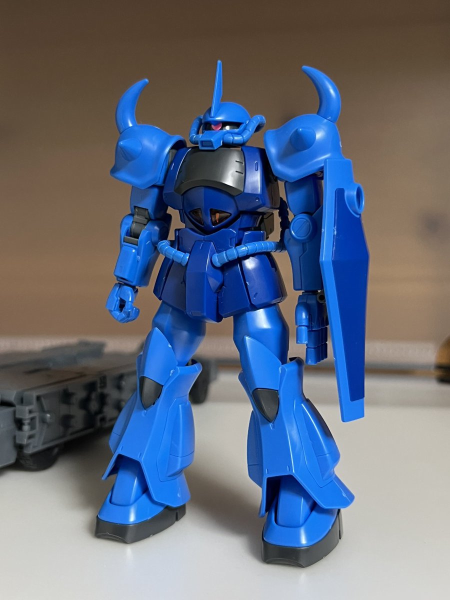 yourayx9's tweet photo. ドーモ、自称MS研究の第一人者、フィーエルです。近年、『グフ、いらないよ』などのグフに対する中傷めいた言説をよく目にします。そこで、私はグフの誕生理由や存在意義について、新たな仮説を立ててみました。

それは『グフはジャブロー攻略用のMSである』という仮説です。 https://t.co/5TOaNHg2oY
