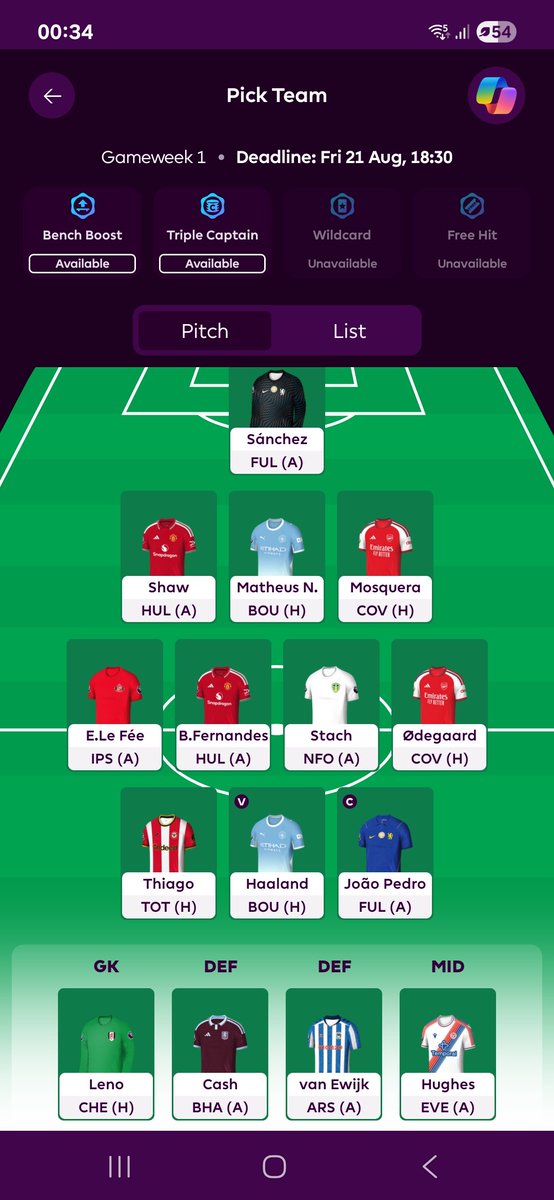 Fantasy_Shazam's tweet photo. @Mark_FPL Thoughts? I like stach as a differential https://t.co/1VWwhoswPh