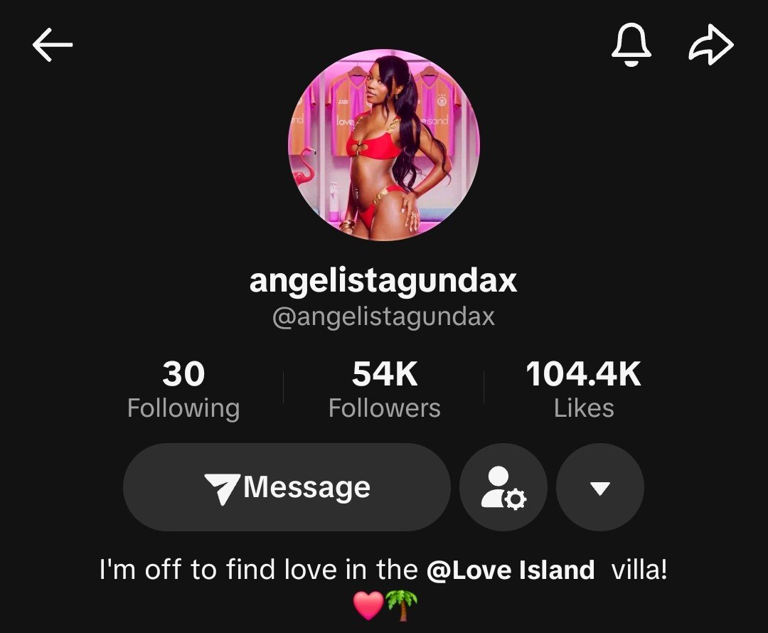 AngieeBase's tweet photo. She also made her way over to tiktok 
4ngiex._ to angelistagundax https://t.co/B4oAPH0YVO