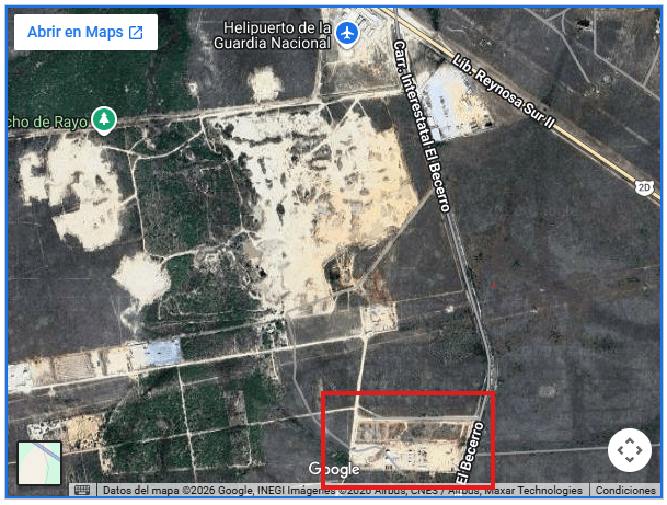 GuacamayanLeaks's tweet photo. La refineria clandestina que "encontró" la @FGRMexico esta a menos de 2KM de una instalación de la @GN_MEXICO_ 

Es imposible que @lopezobrador_ y @Claudiashein no supieran de su existencia, o son muy ineptos o son complices.

¿Tú que opinas?

https://t.co/nOtRcg3z6z https://t.co/A6W5fLgJVr