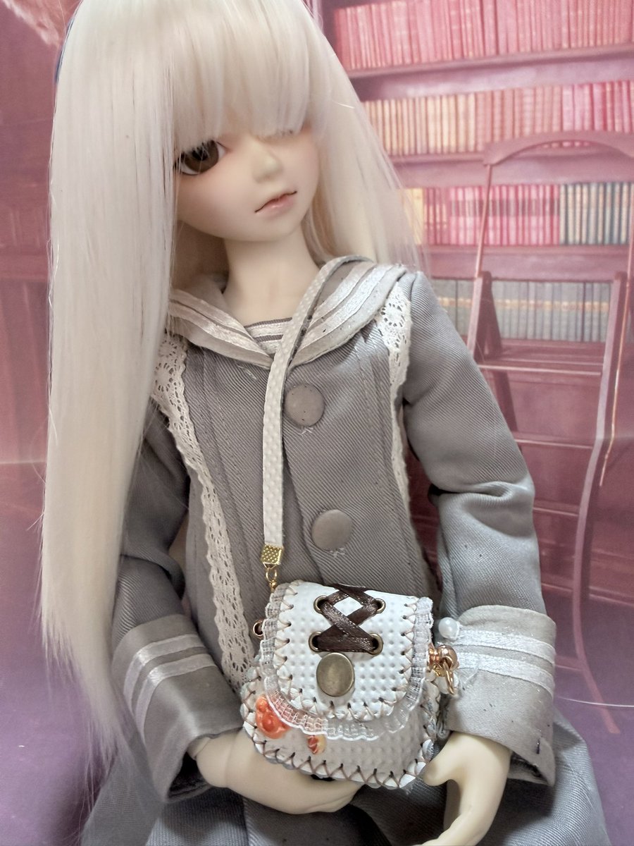 dollbeginner's tweet photo. 地震が大変な事になっていますが、皆さん大丈夫でしょうか？災害って当初は気が張ってすることも沢山あって大丈夫でも、ふとした隙にずしんと心に来るものです。少しでも前を向ける様お祈りしております。 https://t.co/bKlF9r63VT