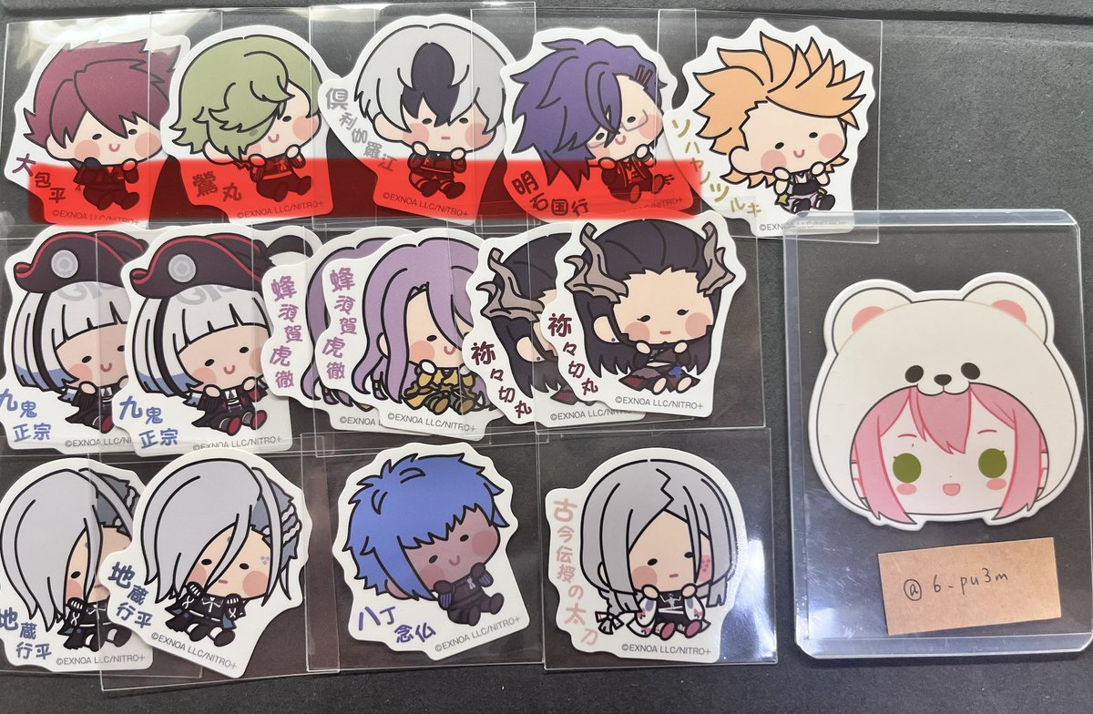 6_pu3m's tweet photo. 刀剣乱舞 交換 譲渡 買取 んまほっぺ アクリルブロック アクスタ 
譲)画像1.2 定価＋送料 (メルペイ.PayPay)
求)画像4.5 毛利以外は各1
赤線含む場合買取可能。
異種↔ステッカー の交換は1:3 希望
赤線は赤線同士との交換はまたは2段目以降同数含むお取引
郵送交換2点〜→ https://t.co/OLKxQjXyOi