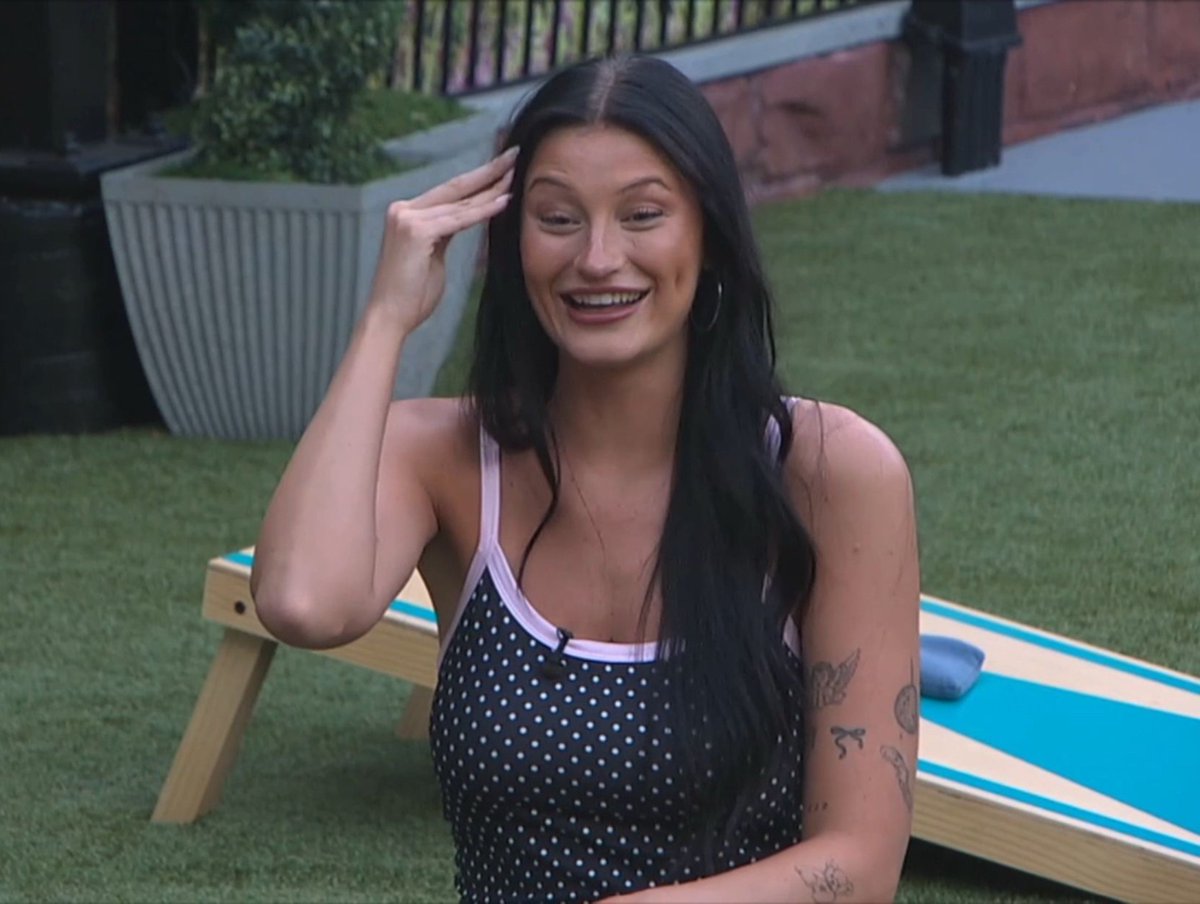 Kat5022_'s tweet photo. ⌛WEEK 3, REPOST &amp; LIKE If You're Team ASHLEY! #BB28 https://t.co/L5nvmygHfS
