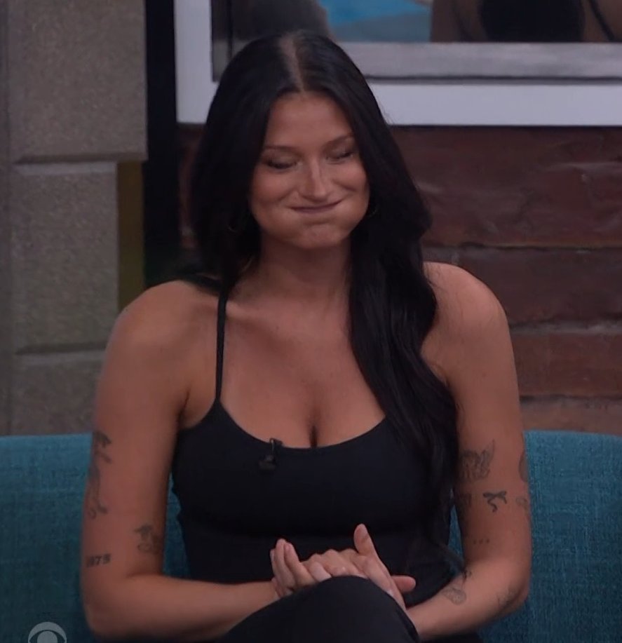 Kat5022_'s tweet photo. ⌛WEEK 3, REPOST &amp; LIKE If You're Team ASHLEY! #BB28 https://t.co/L5nvmygHfS