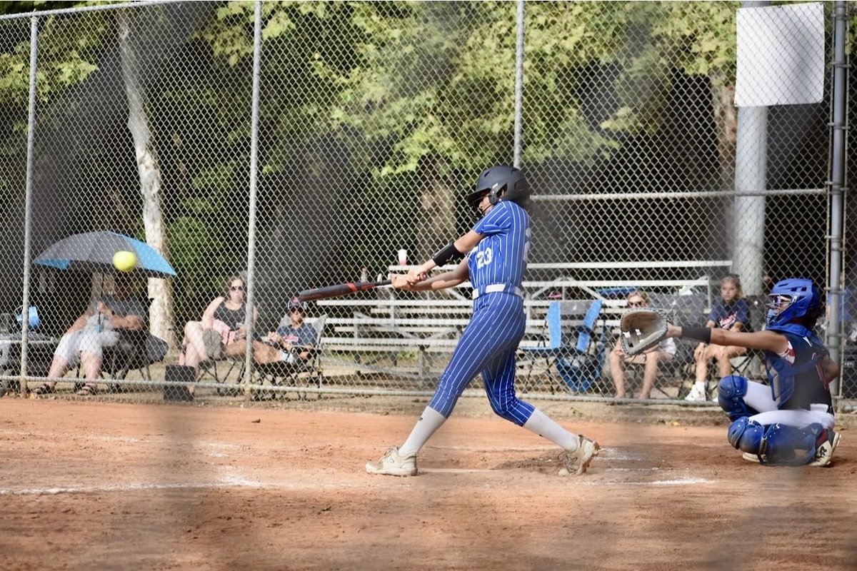 Ellatorre2031's tweet photo. Ocean City, MD National Champions!  Had such a great week with my teammates 💙🥎🤍 https://t.co/5QOWvvFvBV