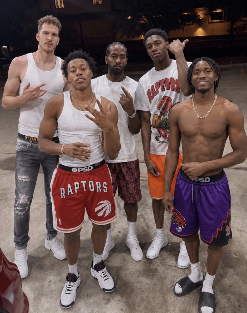 scottierbarner4's tweet photo. Yall not ready for this starting 5 https://t.co/u7j2stPufo