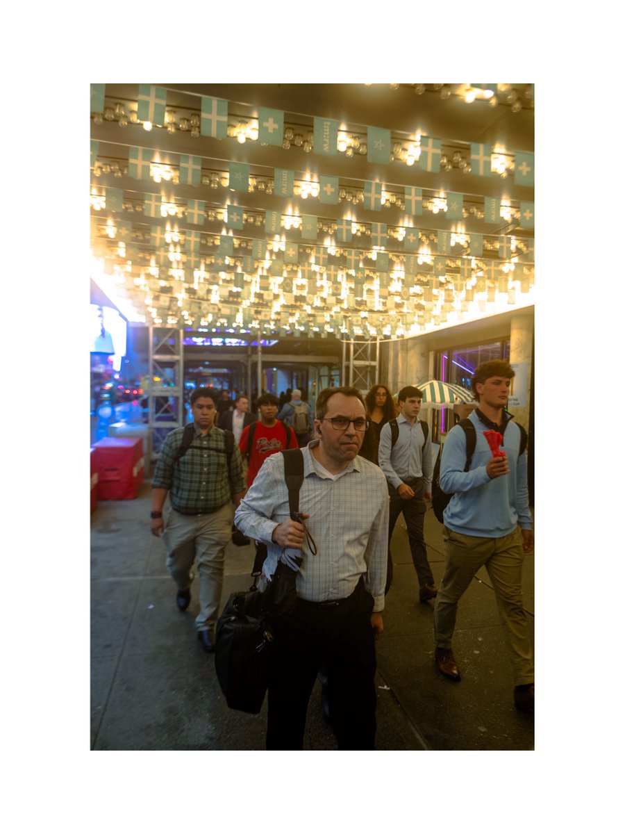 jamesmagenst's tweet photo. Tuesday, July 28, 2026 at 17:49, 73°F • Photo: ⓒJames Magenst 

#TimesSquare #ILoveNY #Subway #RainyDay https://t.co/w48N98OskW