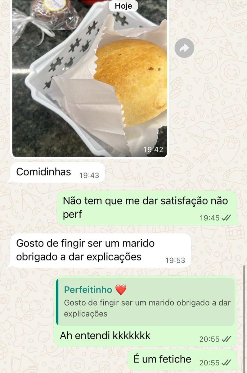 farinhaclara's tweet photo. eu e meu marido dividimos o mesmo cartão de crédito, que é o meu, 
então sempre que ele compra algo eu recebo notificação do banco, e aí hoje tivemos esse diálogo https://t.co/Douwwk1DBN
