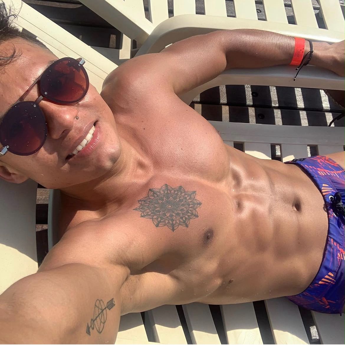 CLUBCABINAS63's tweet photo. CONOCE A RAY UNO DE NUESTROS 4 ANFITRIONES DE NUESTRA ORGIA,😈 ESTE 7 AGOSTO

COVER 40K👀

SI VIENES EN UNDERWEAR SOLO PAGAS 24K❗

SI INGRESAS SOLO EN ARNÉS (NINGUNA OTRA PRENDA DE VESTIR) PAGAS 20K❗

CALLE 63 #14-80📍
TELF. 6019279348📞

https://t.co/hqiXFB73Ti https://t.co/7CubPYae4V