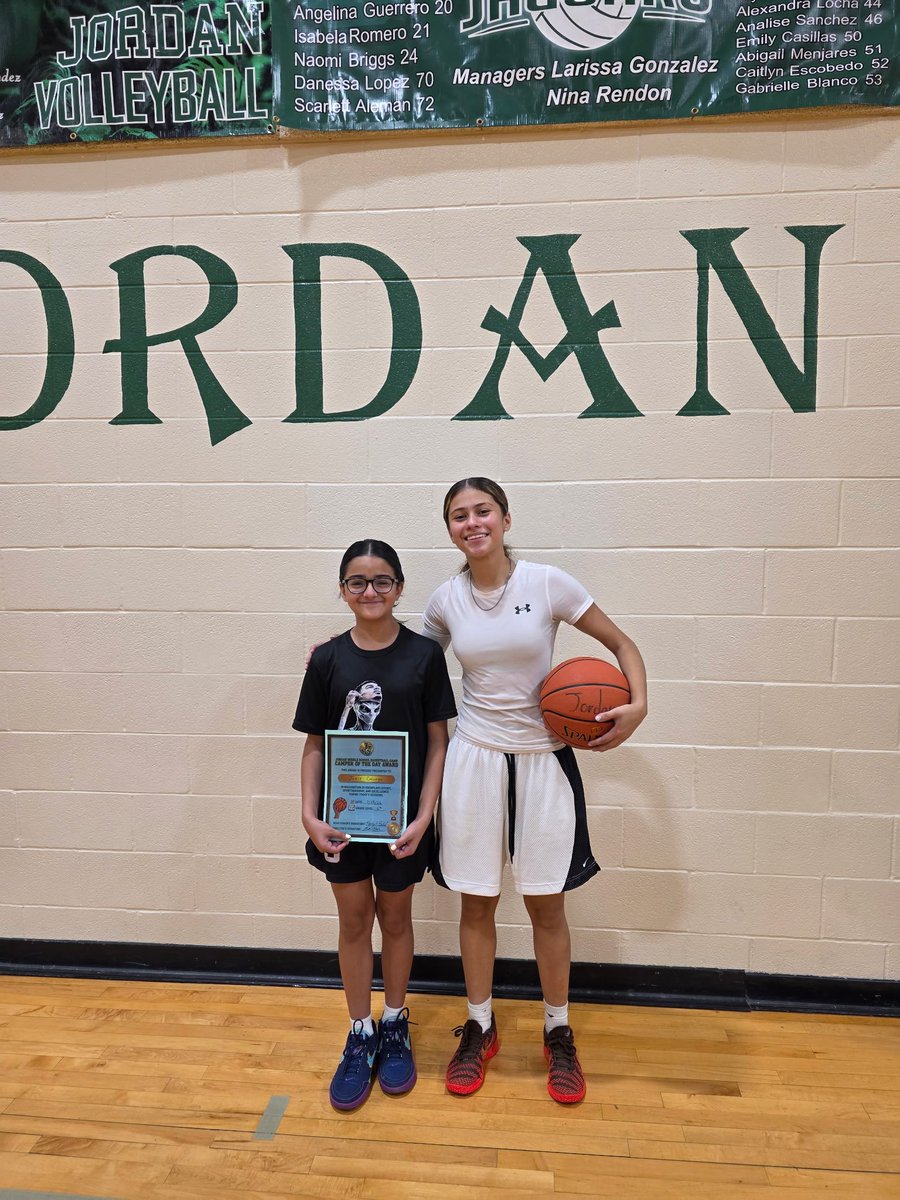 LadyJags1's tweet photo. Day 2 of Basketball and Volleyball Camp complete.  Superstars 🤩 @Warren_GBB @EWVB @JordanNISD @NISDJordanMag https://t.co/T8440C4U7s