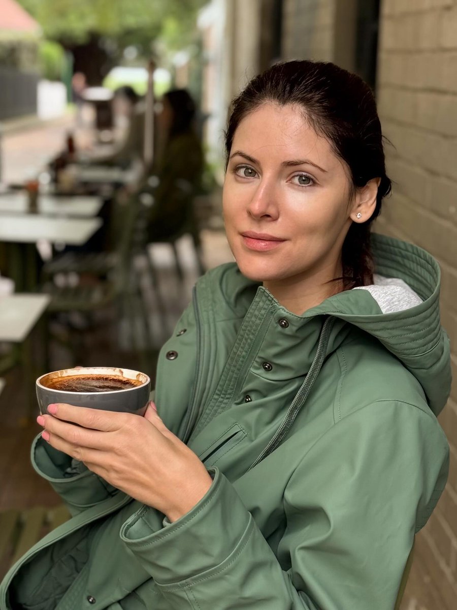 Itsmecathy1983's tweet photo. Sometimes, all you need is a warm cup of coffee and a little peace. 🤍

#CoffeeTime #CoffeeLover #CozyMoments #CafeVibes #SimplePleasures #MorningMood #WeekendVibes #PeacefulMoments #CoffeeAddict #ChasingCalm https://t.co/OtHohmlvuf