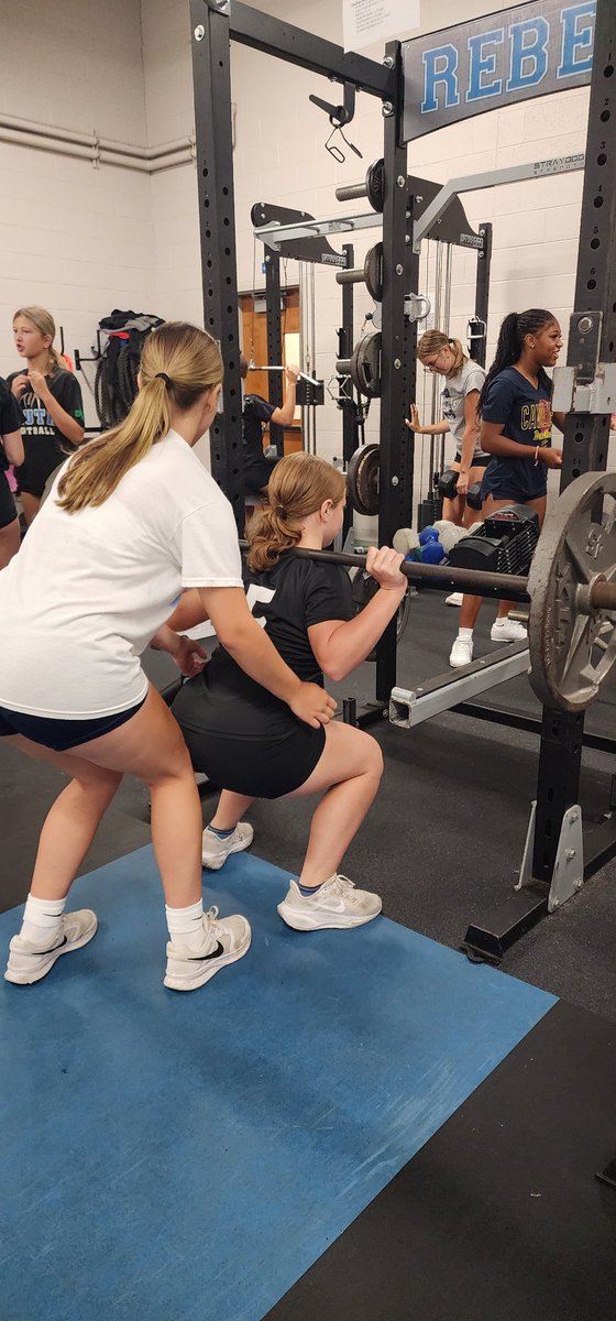 SouthRebelsSB's tweet photo. Dedication. Determination. Belief.
Lady Rebels setting the off-season tone in the weight room every morning.
#GoRebels #TEAMFAMILY #AlwaysBelieve @southathletics https://t.co/SeCjSxS2BC