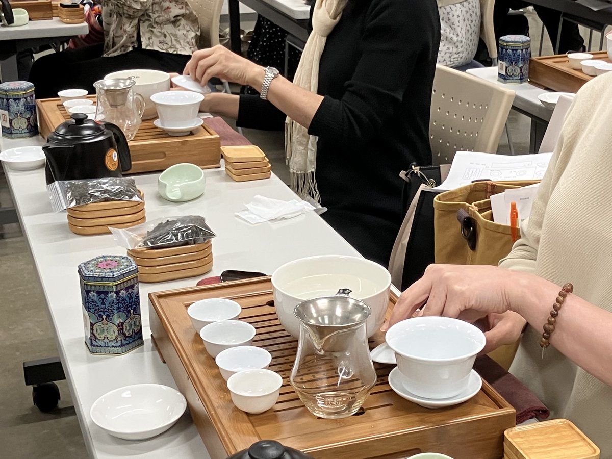JGT_1969's tweet photo. 🍵第38期初級インストラクター研修🍵  
主催：日本中国茶普及協会

🗓️ 9/26(土)・27(日) 
📍 横浜  

✨予備知識はなくてOK！ 
✨講義・試飲・茶芸実技🙆‍♂️
✨歴史や味、淹れ方をマスター 🙌

0から #中国茶 の世界を楽しめる2日間です🌿
ご参加お待ちしております♪

 詳細👇
 https://t.co/GCFxZdJoWt https://t.co/W3Q4GXHQMF