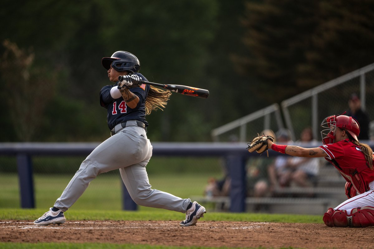 SHBH_Official's tweet photo. Kelsie Whitmore is one of the biggest names in women’s baseball. From representing Team USA on the international stage to taking the field with the Savannah Bananas, Whitmore has built a career defined by talent, resilience, and a passion for growing the game. 

📸: @jeanfruth https://t.co/5DBnNd6ypx