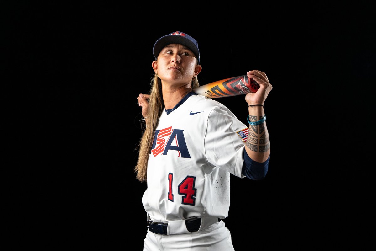 SHBH_Official's tweet photo. Kelsie Whitmore is one of the biggest names in women’s baseball. From representing Team USA on the international stage to taking the field with the Savannah Bananas, Whitmore has built a career defined by talent, resilience, and a passion for growing the game. 

📸: @jeanfruth https://t.co/5DBnNd6ypx