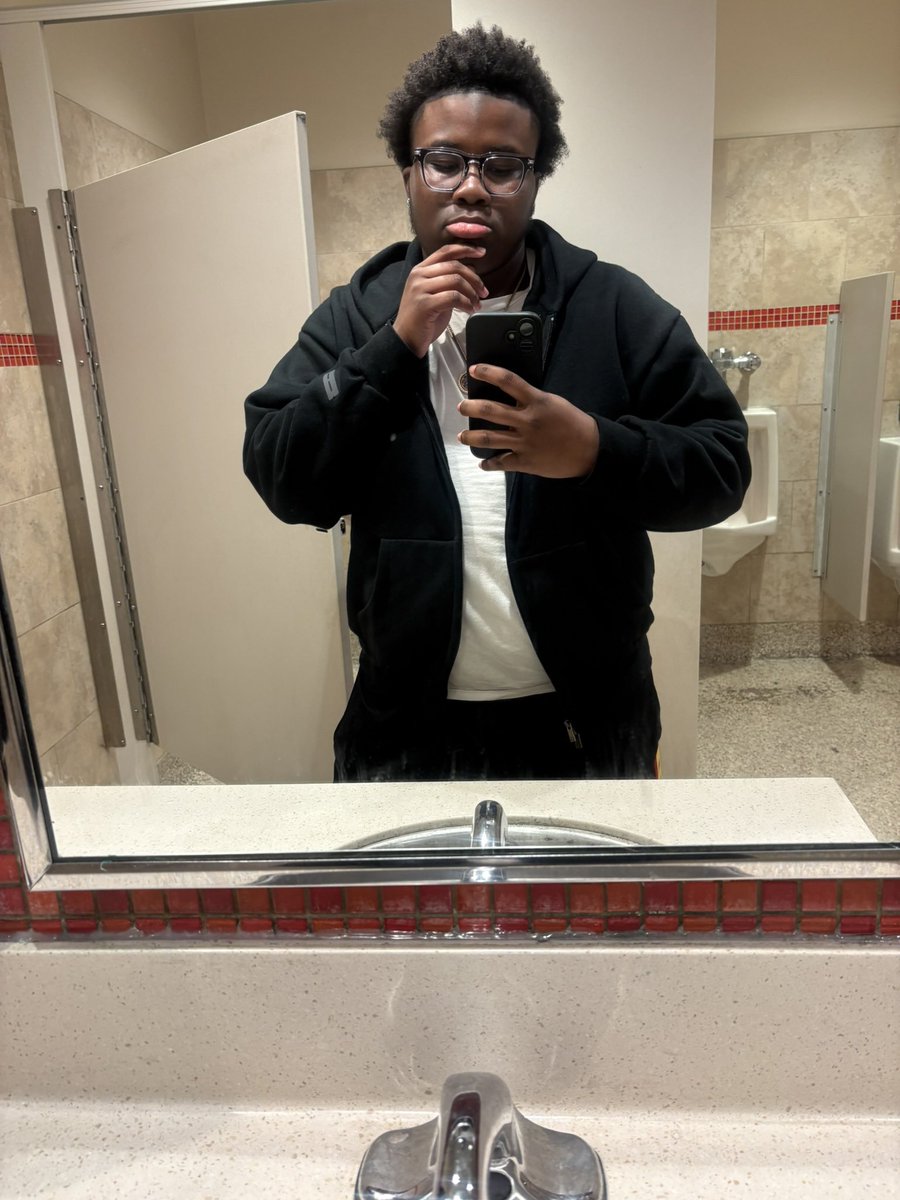 ewtaye's tweet photo. designer thangs 🫟 https://t.co/Nl7JJYKwze