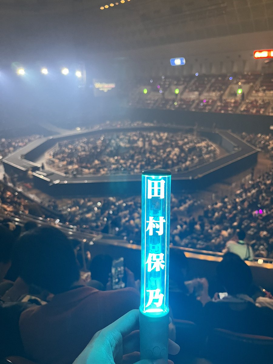 K_RM15MU30BVB07's tweet photo. 初めて櫻坂のライブ行きました！
めっちゃ楽しかったです！初心者でも全然楽しめました！思いの外コール言うとこ少なくて安心しました。ただコール言えそうやなって思う場面結構あった感じするのでBuddiesの方は控えめな方多いのかなという印象でした。
これからもBuddiesとしてよろしくお願いします！ https://t.co/qHRFv5uEHf