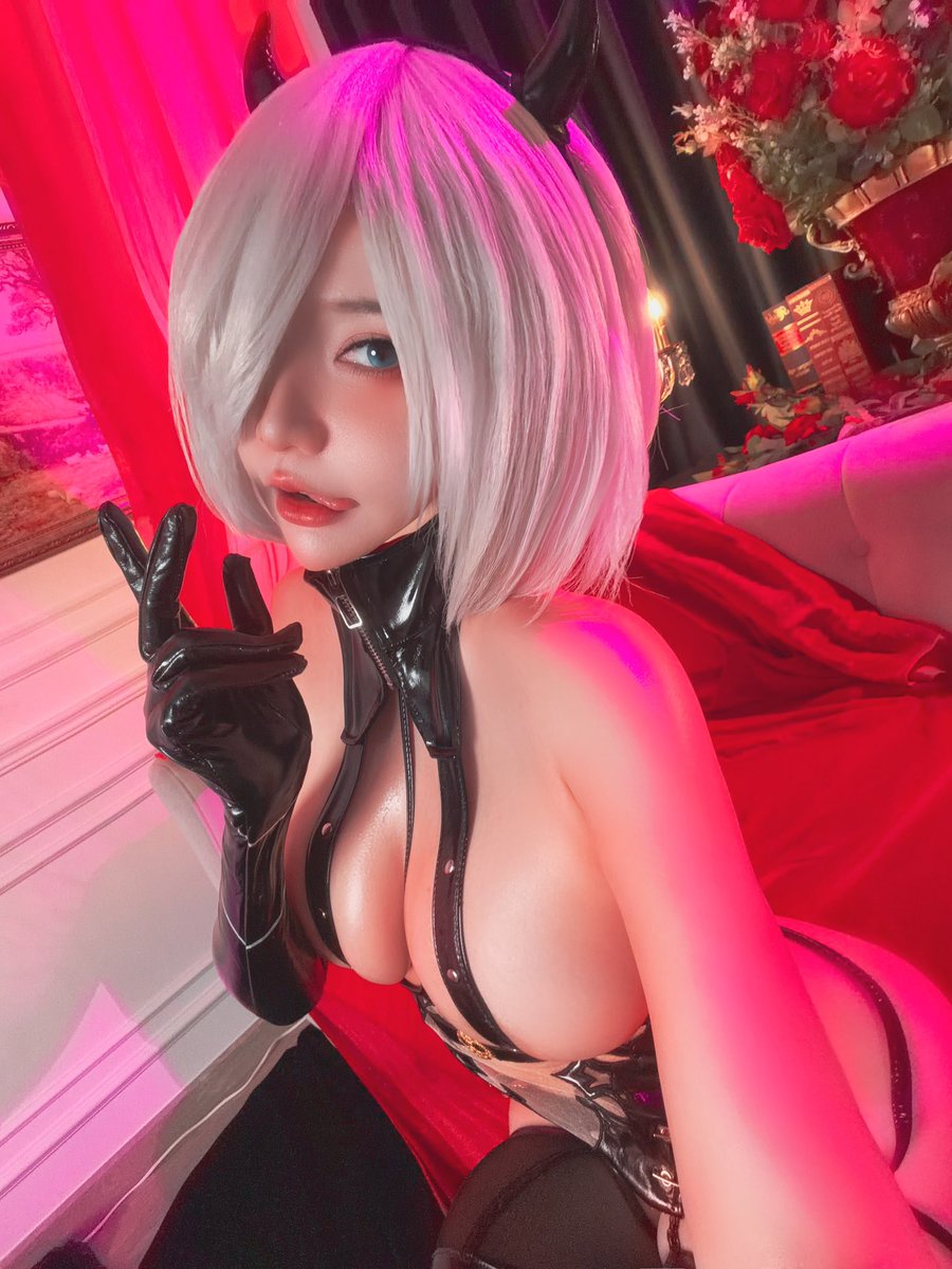 potato2307's tweet photo. 2B Succubus 😈 https://t.co/nFhfYZXSqc