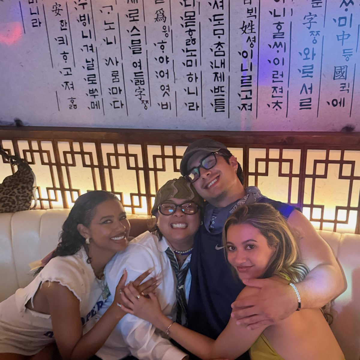 hudsonwonline's tweet photo. More of Hudson Williams in Seoul with friends and family ❤️🇰🇷 (via neoncomplex) https://t.co/K8UOAniB9s