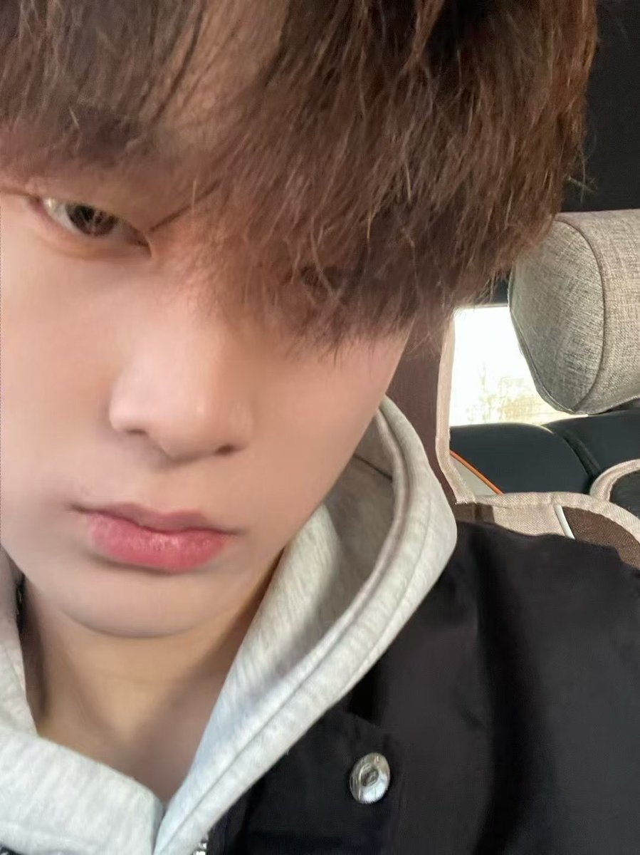 Hu050806's tweet photo. emmmmmm https://t.co/bGLBE6u6kK