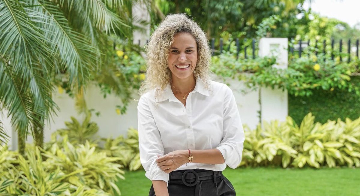 AnaPaolaGarciaU's tweet photo. El nombramiento de la Cordobesa Natalia López @nlopezfuentes como ministra de Trabajo destaca una trayectoria marcada por la preparación y el compromiso.

Su llegada a esta cartera es un orgullo para nuestro departamento. Le deseo éxitos en esta importante responsabilidad. https://t.co/Se2pec2Bpj