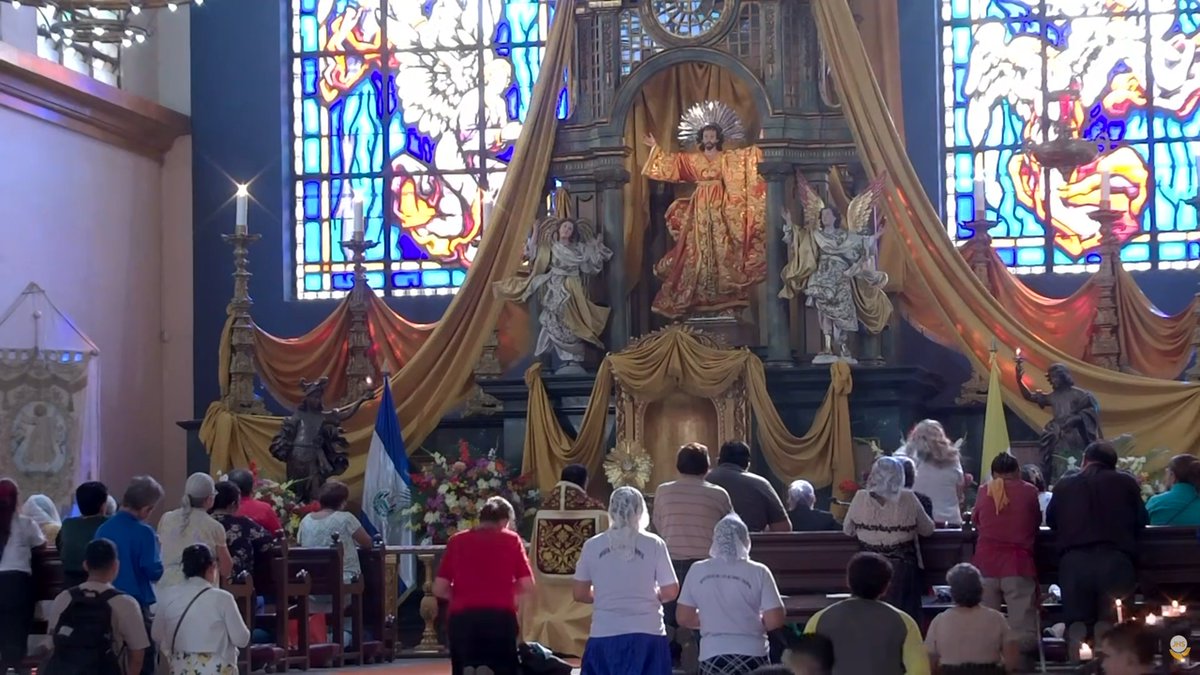 TVCA_ElSalvador's tweet photo. #DivinoSalvadorDelMundo #Novena2026
#FiestasTitulares #IglesiaCatólica
#ArquidiócesisDeSanSalvador #FeYEsperanza #TVCa
#TVCaSomosTodos #Hoy #Dia145 https://t.co/W1pFpdseNP