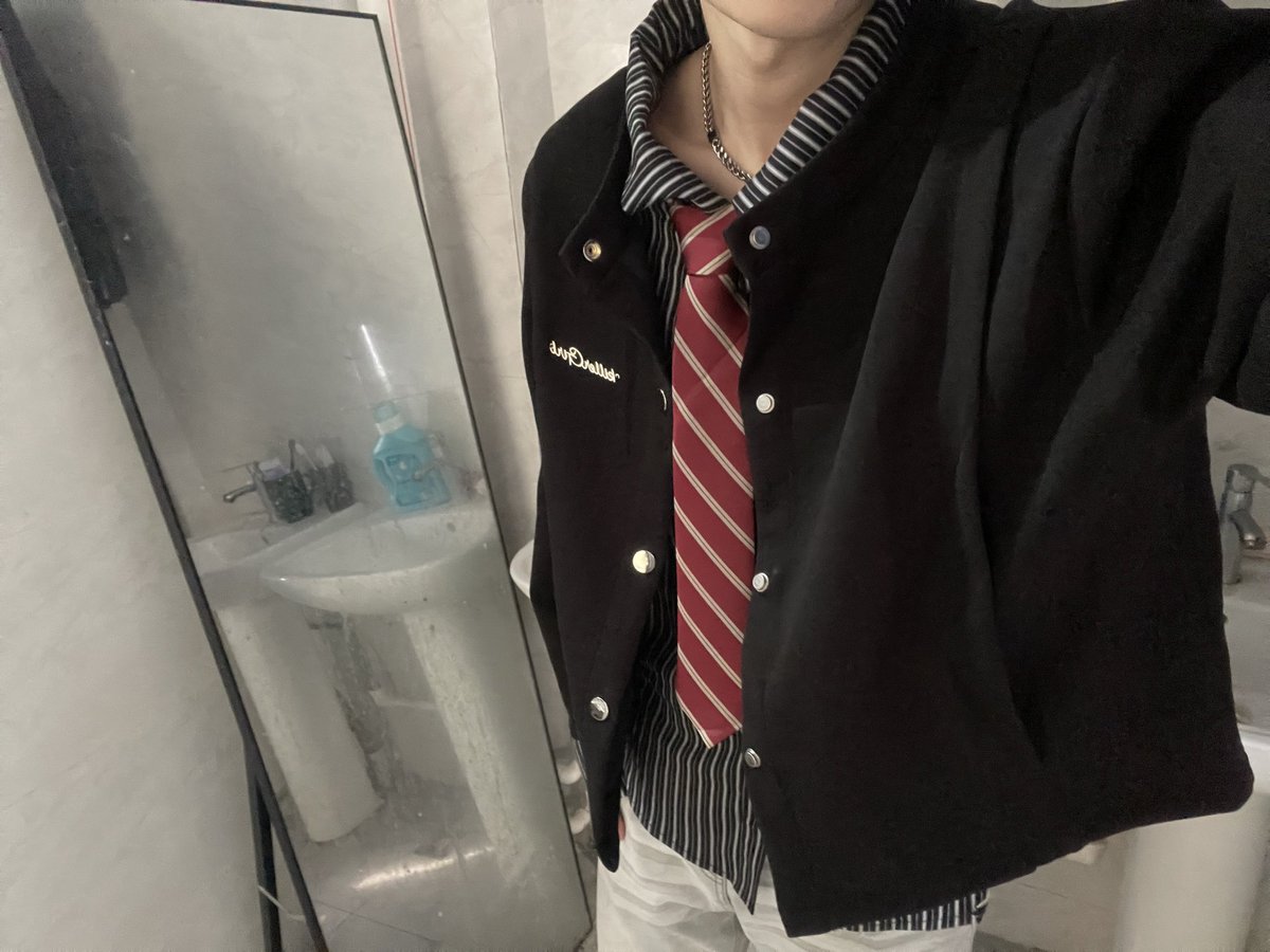 Hu050806's tweet photo. dk https://t.co/sGrqO447rA
