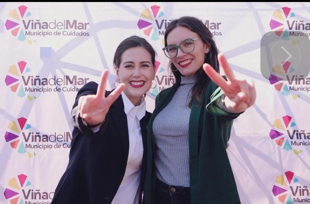 piopiochile's tweet photo. Me preguntaron: ¿Cuales son las más bellas de Chile?
Y creo que es un todo,talento, capacidad, compromiso, vocación, inteligencia,actitud, consistencia y por supuesto,una belleza única https://t.co/nanpgMpoeB
