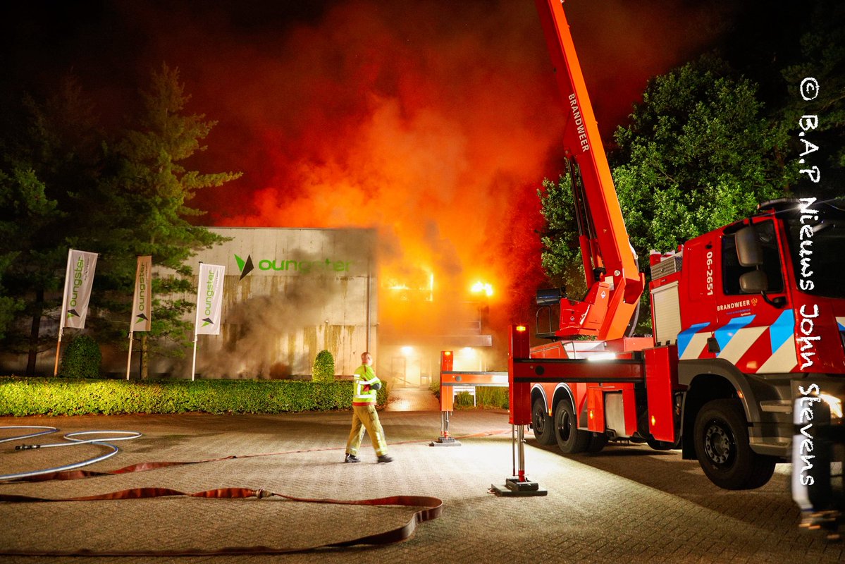 Zeer grote brand Lage Bergweg Beekbergen