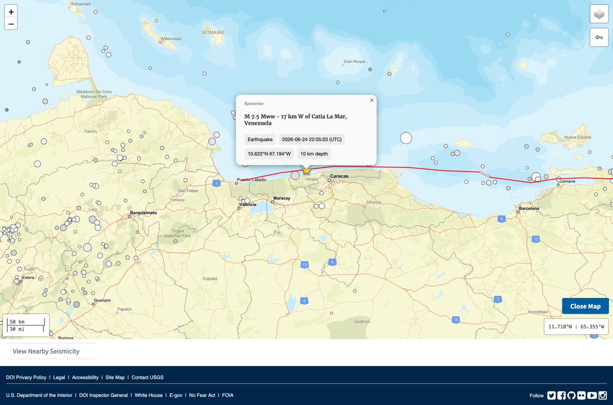 DelmiroDeBarrio's tweet photo. El Servicio Geológico de Estados Unidos (USGS, por sus siglas en inglés) actualizó hoy, 28 de julio, la ubicación del epicentro del segundo terremoto de magnitud 7,5 que sacudió Venezuela el 24 de junio. El organismo indicó que el sismo se ubicó a 17 kilómetros de Catia La Mar, La Guaira (estado Vargas). Asimismo, precisó que este terremoto fue el segundo de un doblete, en el que el sismo precursor de magnitud 7,2 ocurrió 30 segundos antes del evento principal.

En sus estimaciones señalan que la cifra de víctimas fatales podría oscilar entre 10 000 y 50 000 personas.

Enlace al sitio web de USGS.
https://t.co/CM3qrWeRcb